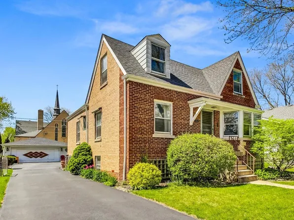 3804 Arthur Ave, Brookfield, IL 60513