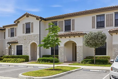 11833 SW 245th Ter Photo 1