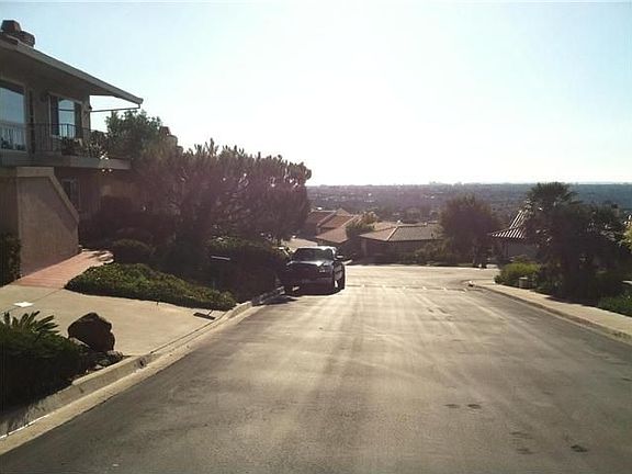 3rd image of 6117 Caminito Pan