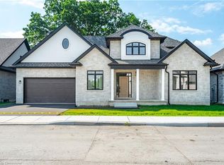 242 Mount Pleasant St #6, Brantford, ON N3T1V1