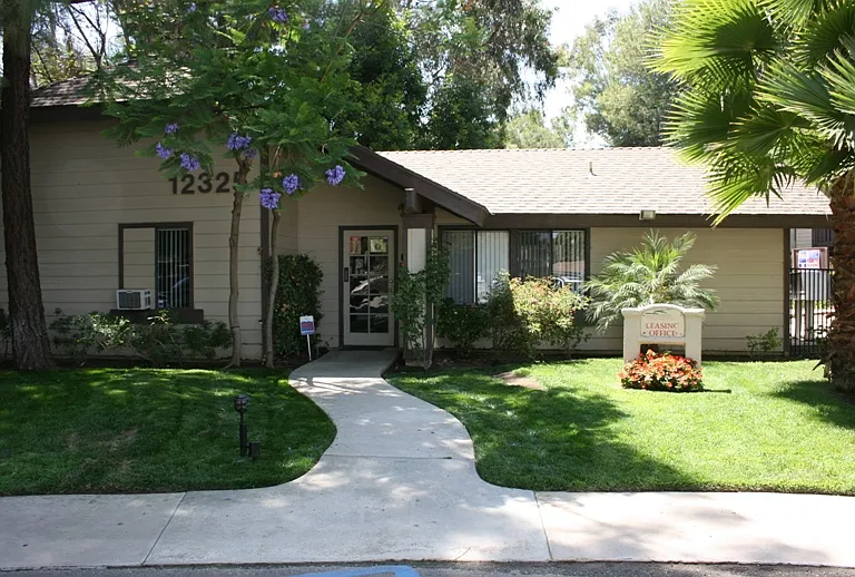 12215 Graham St #30 — Photo 1