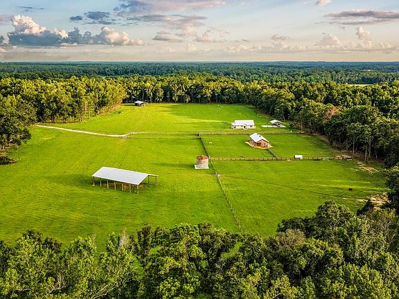 3rd image of 3476 Eddins Rd