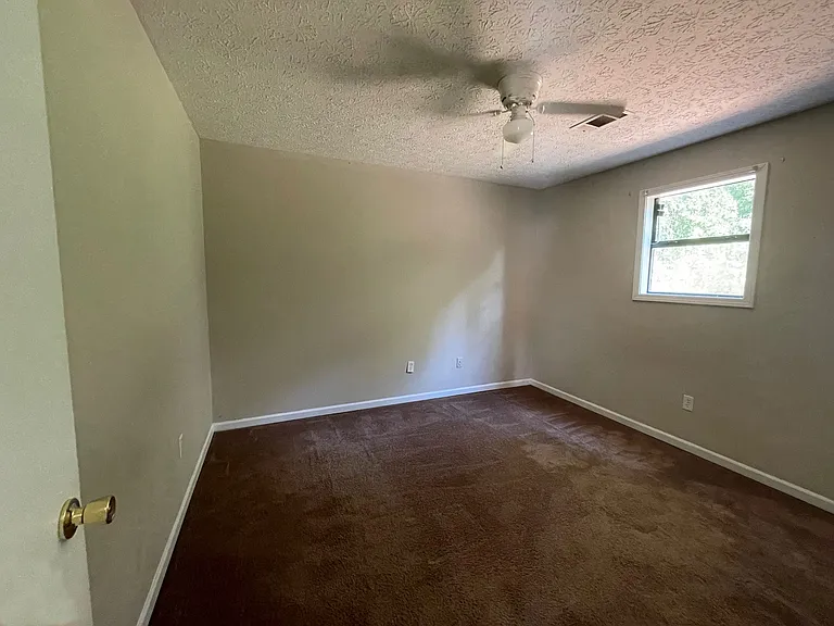 68 Cedar Hill Cir #3B — Photo 9