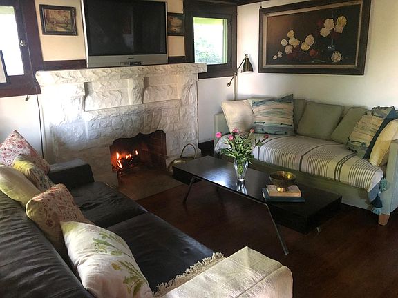 4th image of 2847 Hyans St