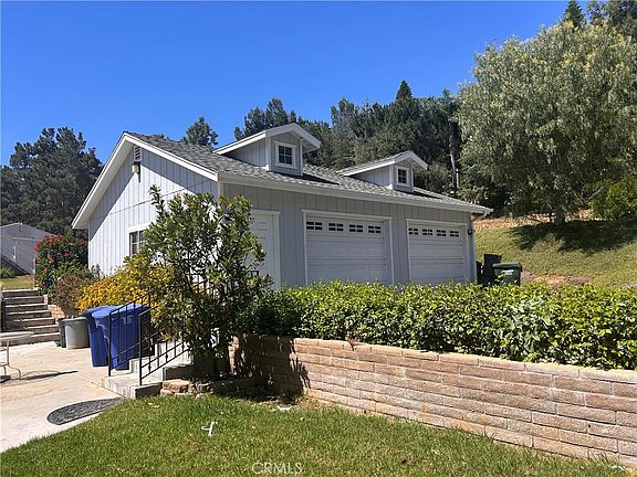 3rd image of 35768 Rice Canyon Rd