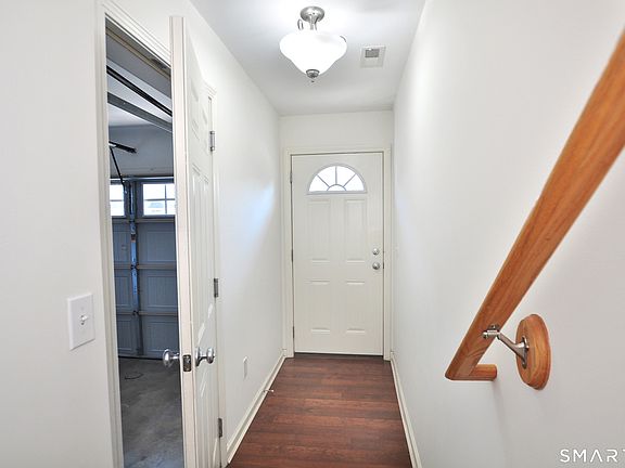 3rd image of 188 Pepin Place #188