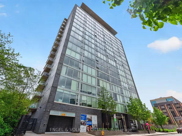 300 Lisgar St, Ottawa, ON