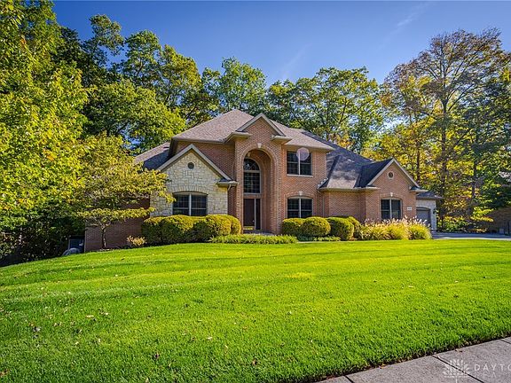 2nd image of 1692 Glenwood Way
