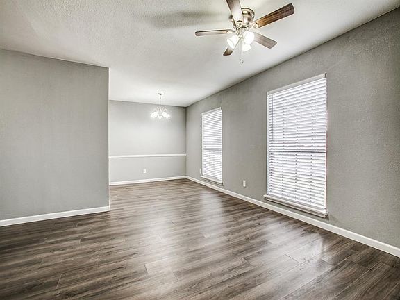 5th image of 3421 Aquarius Cir