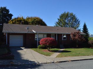 888 Liberty Ct, Hazleton, PA 18202
