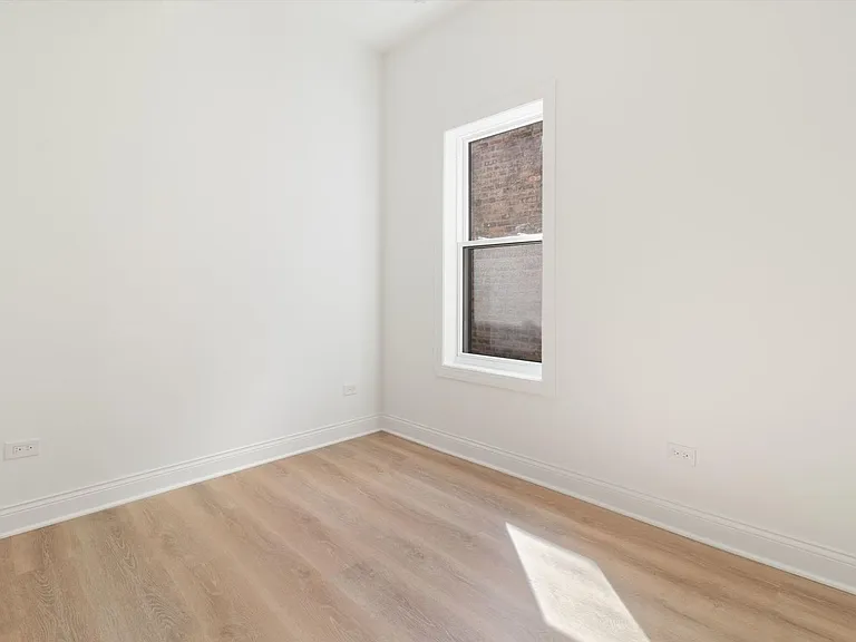 2520 N Mozart St #2R — Photo 5