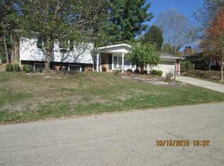790 N Wood St, Logan, OH 43138