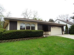 2321 W Birchwood Ave, Milwaukee, WI 53221