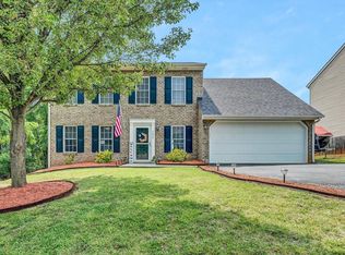 4802 Golfview Dr, Roanoke, VA 24019