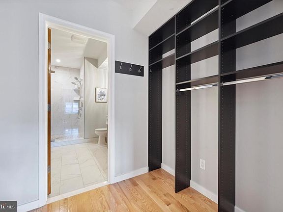 4th image of 1227 Annin St