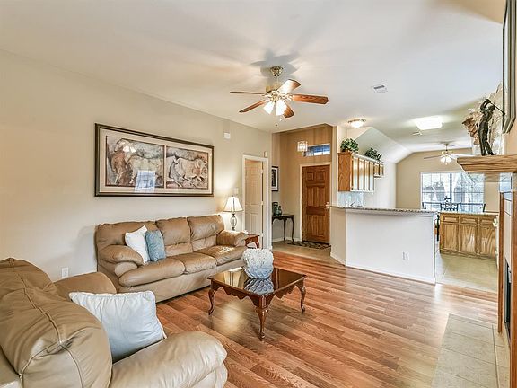 5th image of 3128 Richard Dr