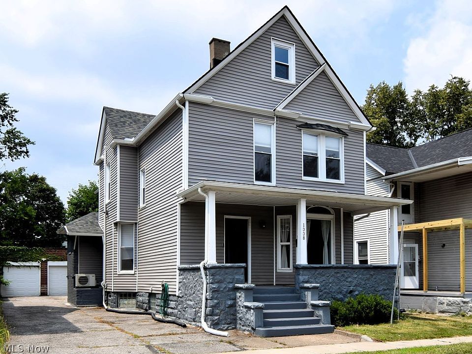 1st image of 1338 W 95th St