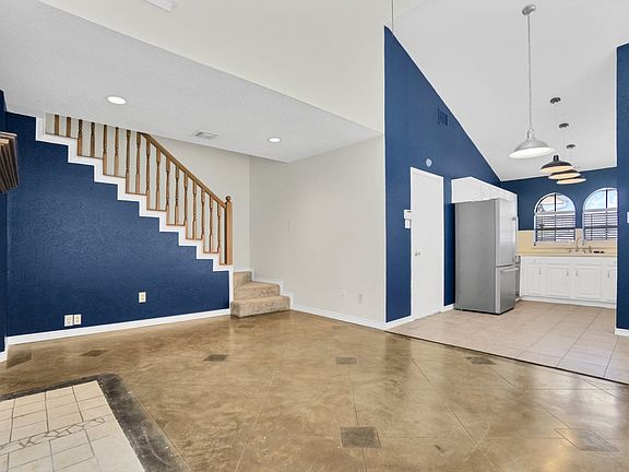 3rd image of 216 Saint Marys Pl