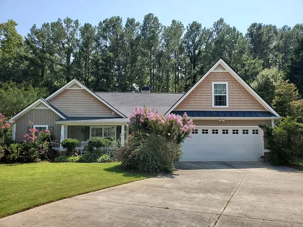 387 Harborside Dr, Dallas, GA 30132