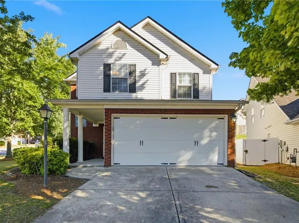702 River Hill Dr, Lawrenceville, GA 30046