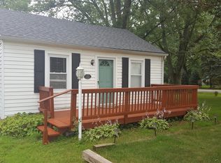 33521 Colfax Dr, Farmington Hills, MI