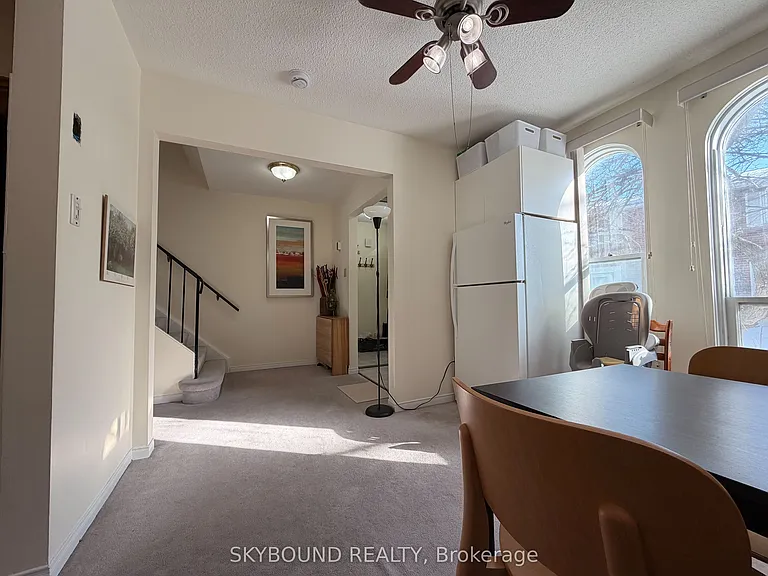 71 Cass Ave #19 — Photo 34