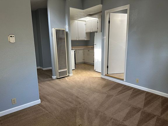3rd image of 14850 Elton Dr #B
