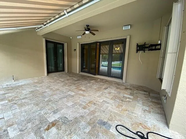 9504 Equus Cir — Photo 25