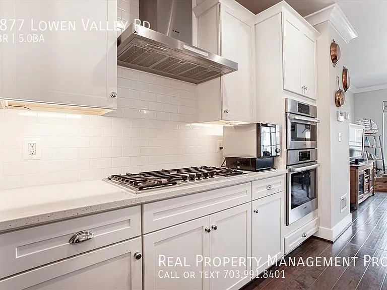 2877 Lowen Valley Rd — Photo 3