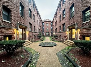 933 W Sunnyside Ave #S2, Chicago, IL 60640