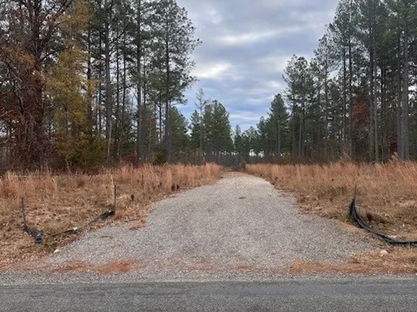 17810 Tyler Station Rd #2, Beaverdam, VA 23015