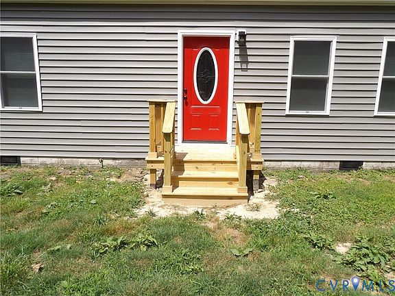3rd image of 1000 E Washington St