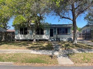 909 Zarsky Dr, Corpus Christi, TX 78412