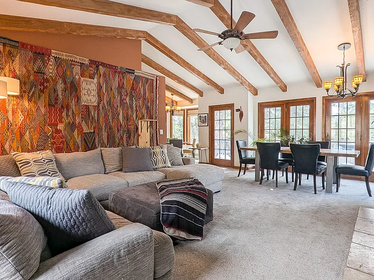 841 Lakeshore Dr — Photo 8