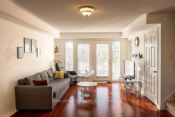 2935 Hazelton Pl #7 — Photo 6