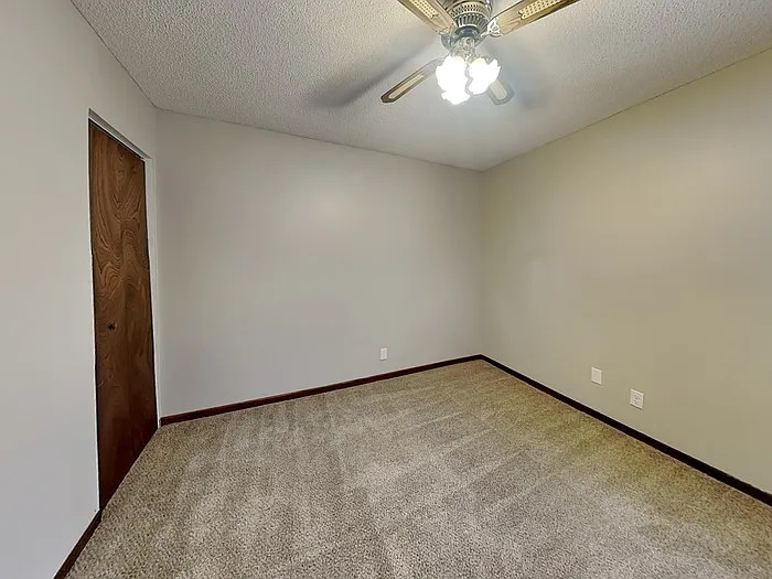 891 Hazelwood St — Photo 12