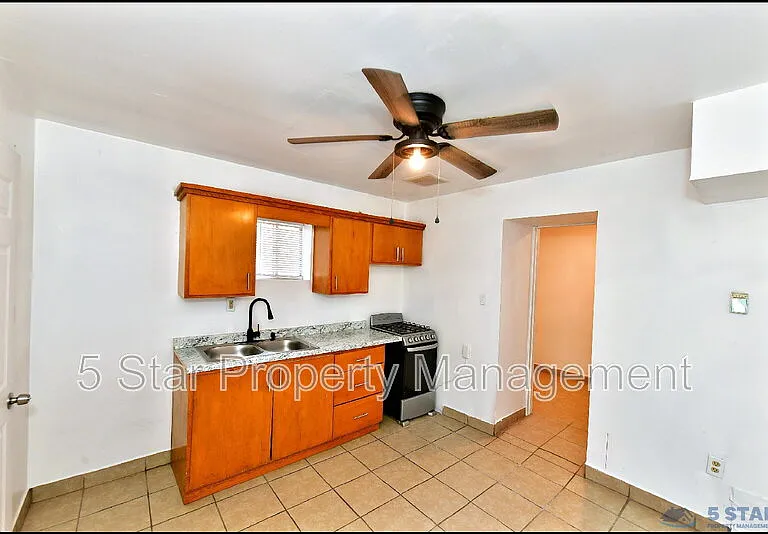 1908B Olive Ave — Photo 10