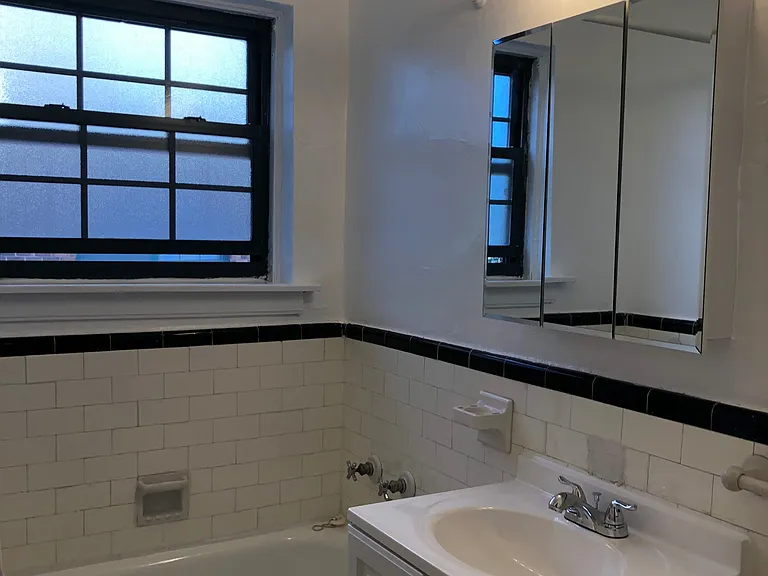 1024 Randolph St #3S — Photo 7