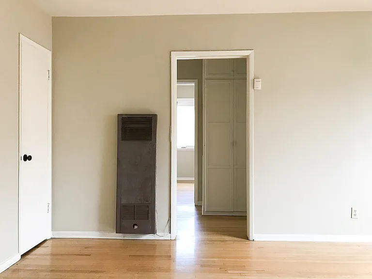 12427 1/2 Washington Pl — Photo 3