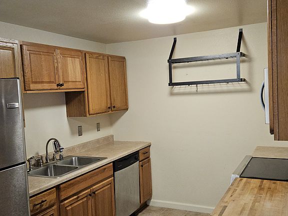 2nd image of 4345 S Puget Sound Ave APT 1