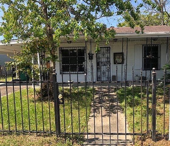 1st image of 1920 Pailet Ave