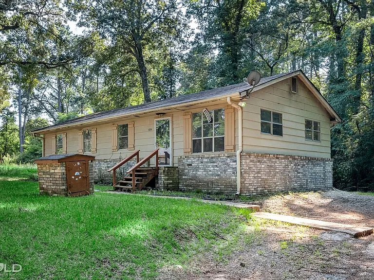 4314 Kristin Dr — Photo 4
