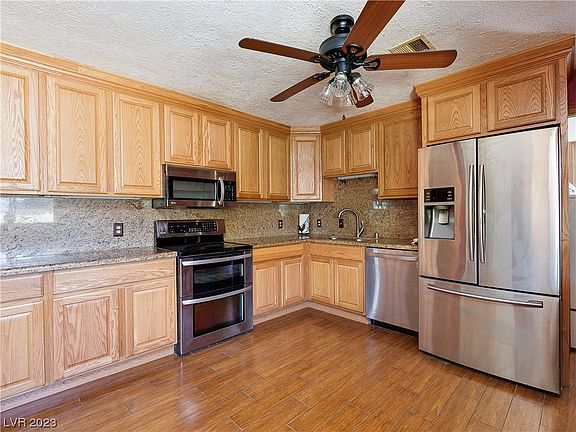 4th image of 4980 W San Miguel Ave
