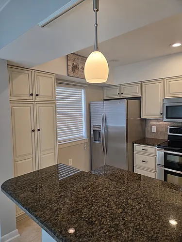 10100 Lake Shore Dr Photo 1