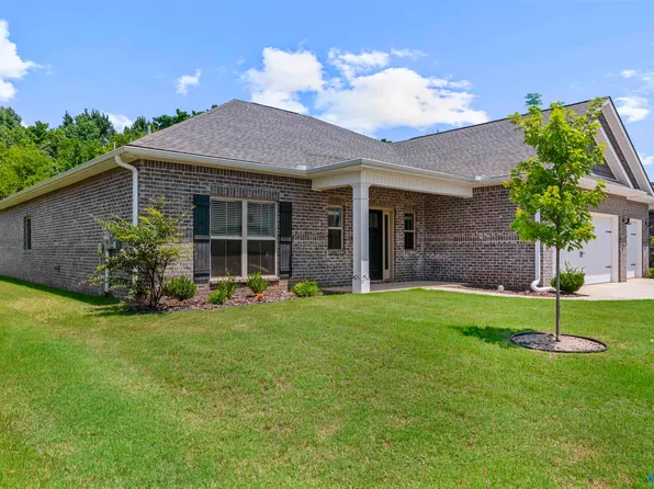 25129 Addlestone Dr, Athens, AL 35613