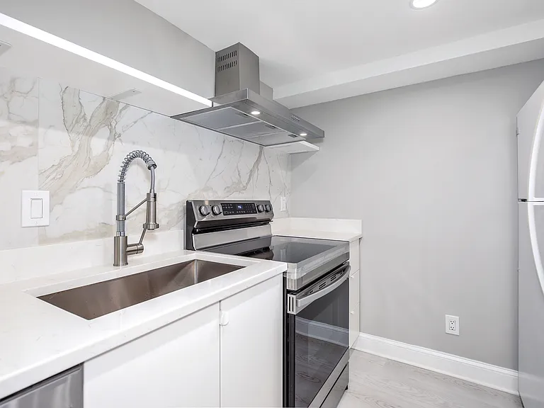 620 Randolph St NW — Photo 4