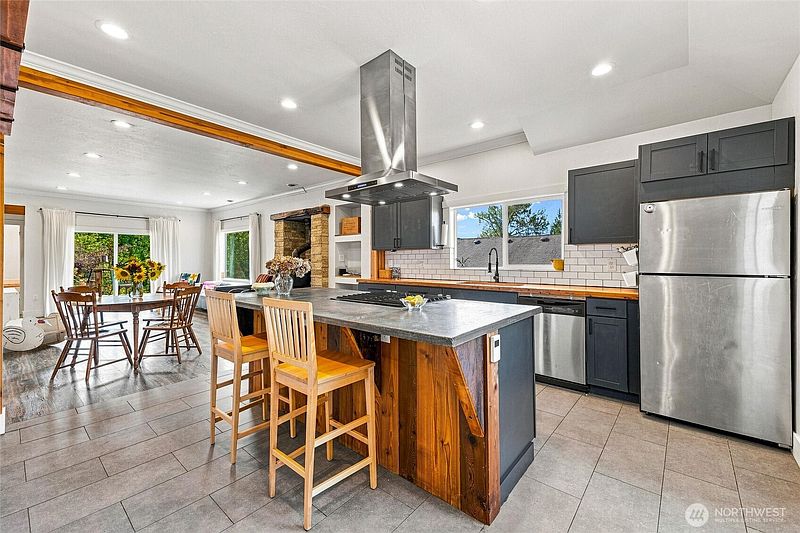 2nd image of 7223 Nims Place