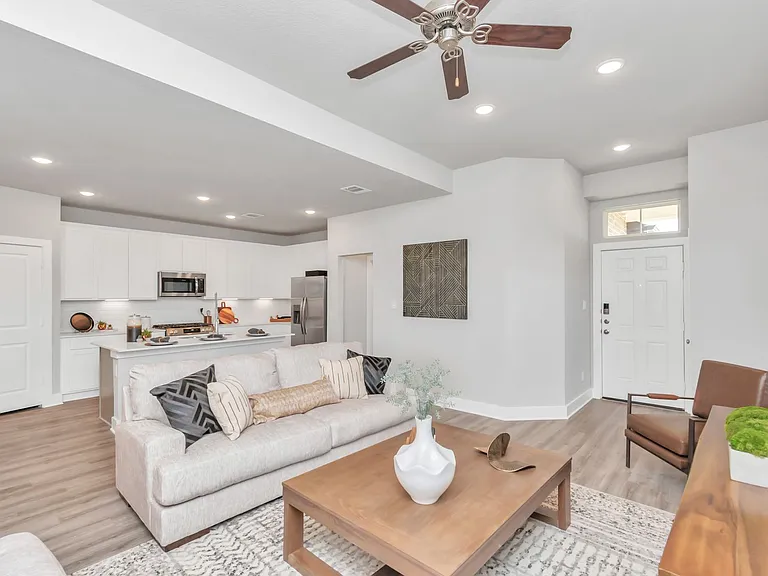 21010 Bay Village Dr #B — Photo 39