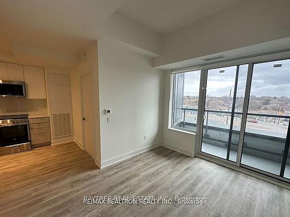 5th image of 185 Deerfield Rd #414