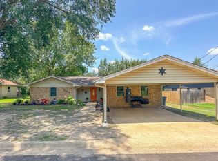 504 Meadowbrook St, Mineola, TX 75773